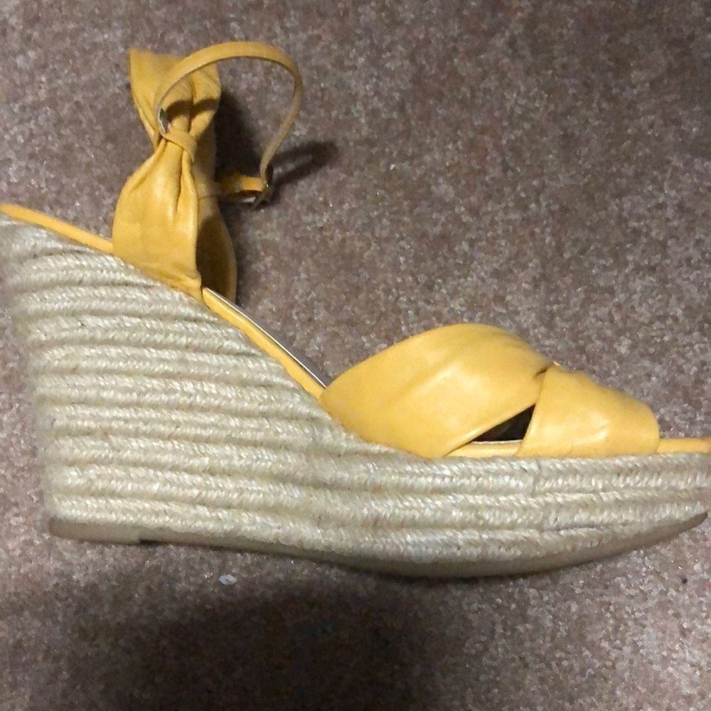 Yellow leather wedges talbots 9 1/2